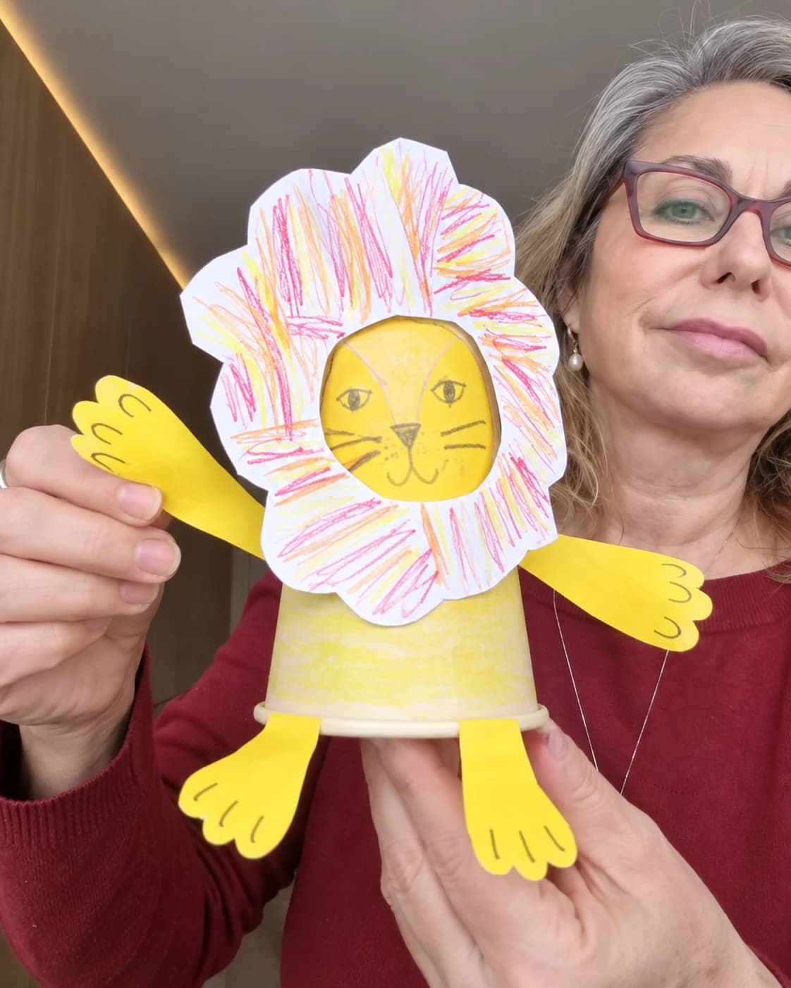 הכוסות הופכות לגוף